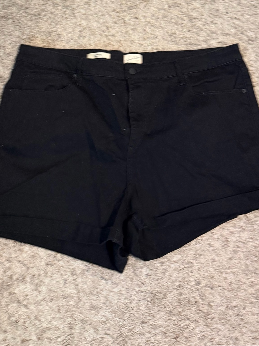 Universal Thread Black Roll-Cuff Jean Shorts